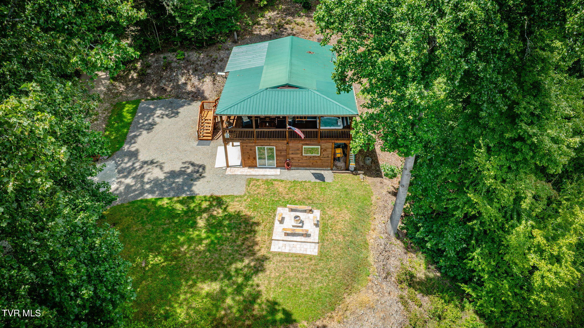 118 Managoff Lane Butler, TN 37640 - Photo 27 of 65 101