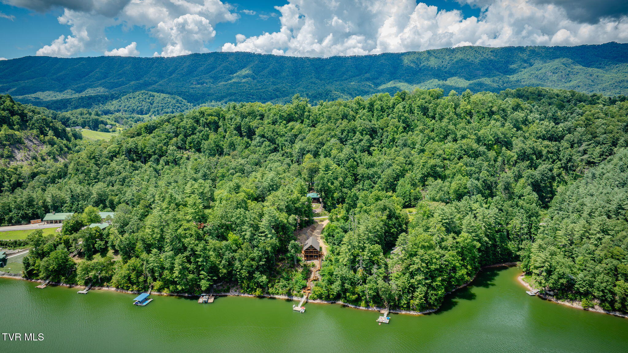 118 Managoff Lane Butler, TN 37640 - Photo 29 of 65 103