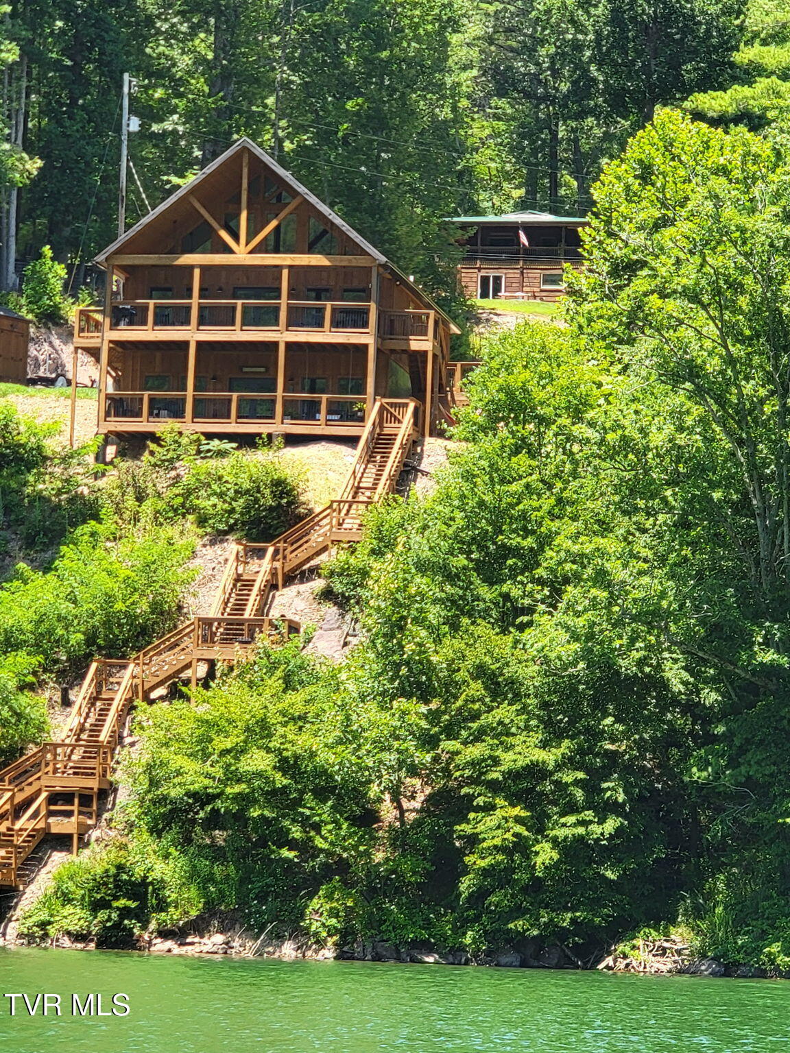 118 Managoff Lane Butler, TN 37640 - Photo 30 of 65 20250713_133127