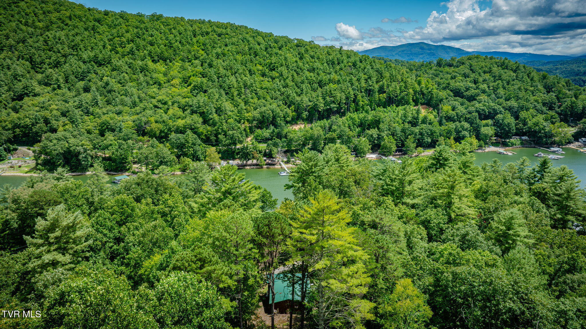 118 Managoff Lane Butler, TN 37640 - Photo 31 of 65 104