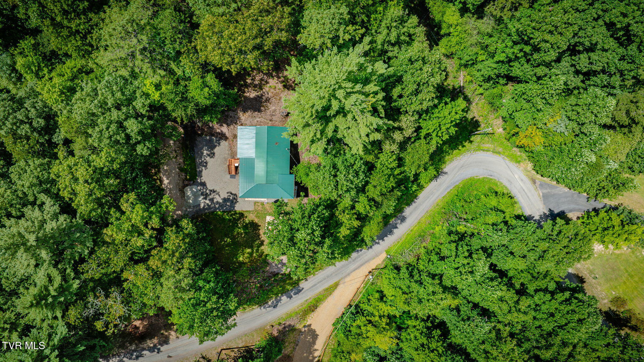 118 Managoff Lane Butler, TN 37640 - Photo 32 of 65 105