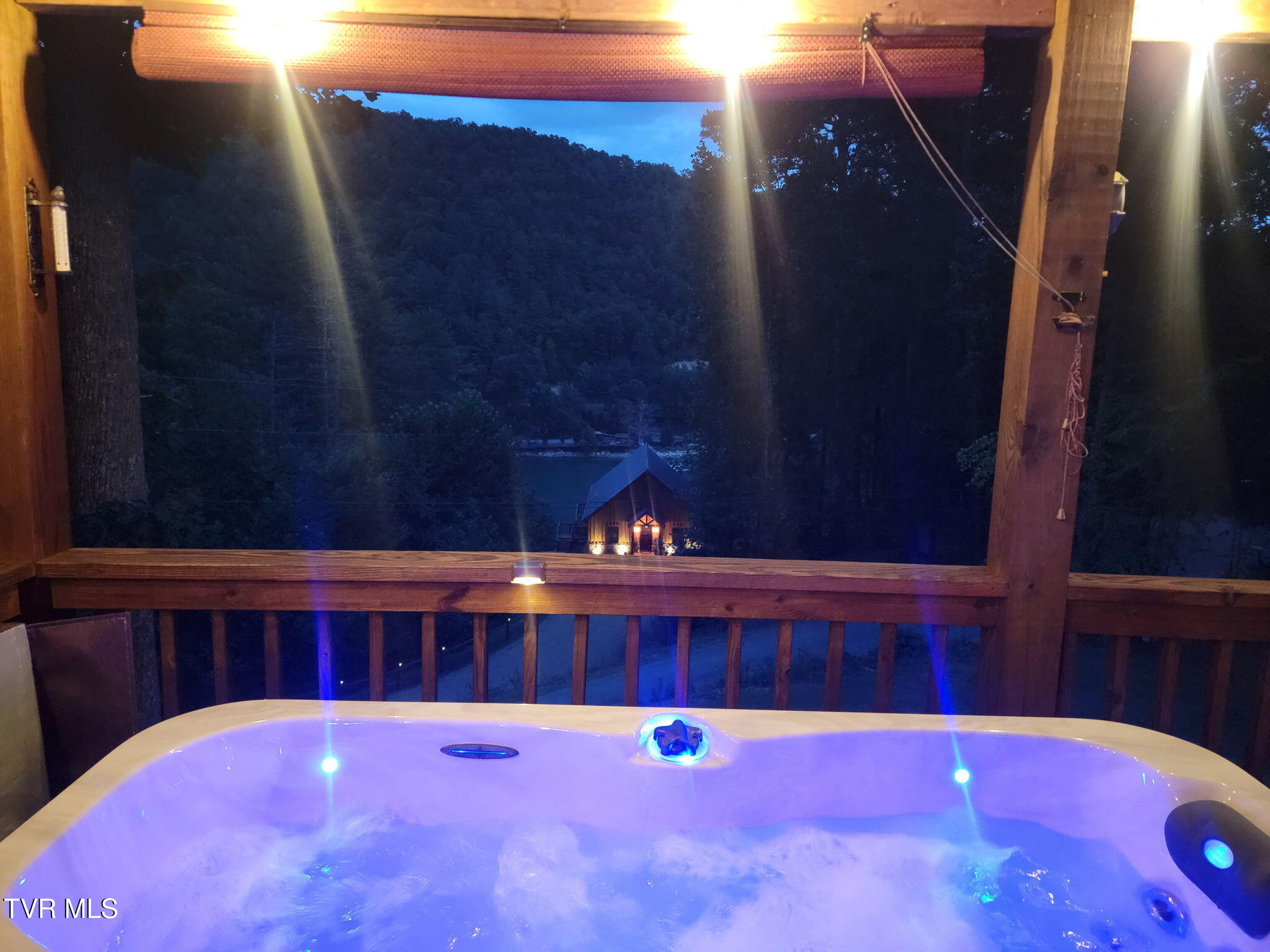 118 Managoff Lane Butler, TN 37640 - Photo 48 of 65 20250810_204350