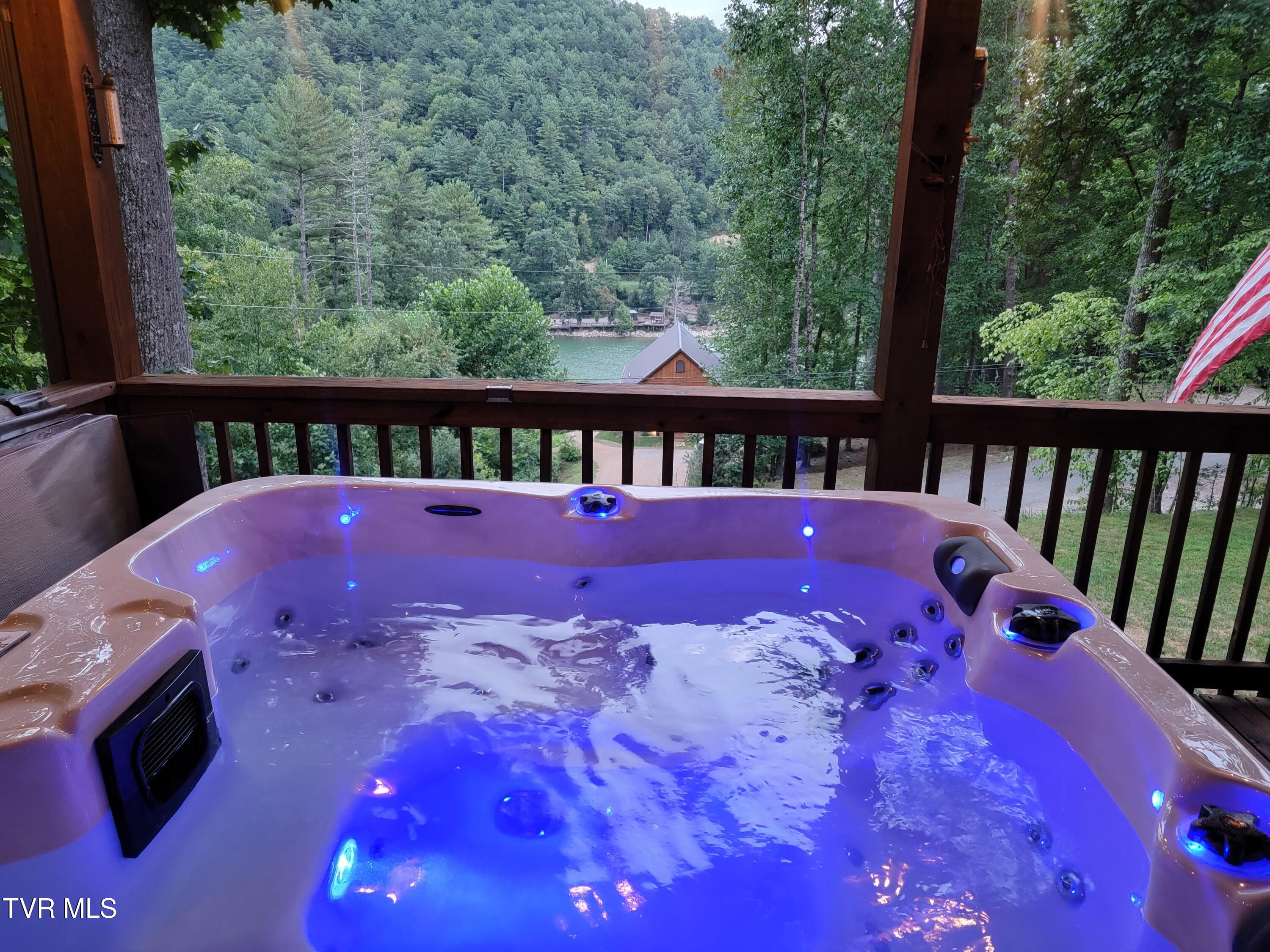 118 Managoff Lane Butler, TN 37640 - Photo 55 of 65 20250810_201123