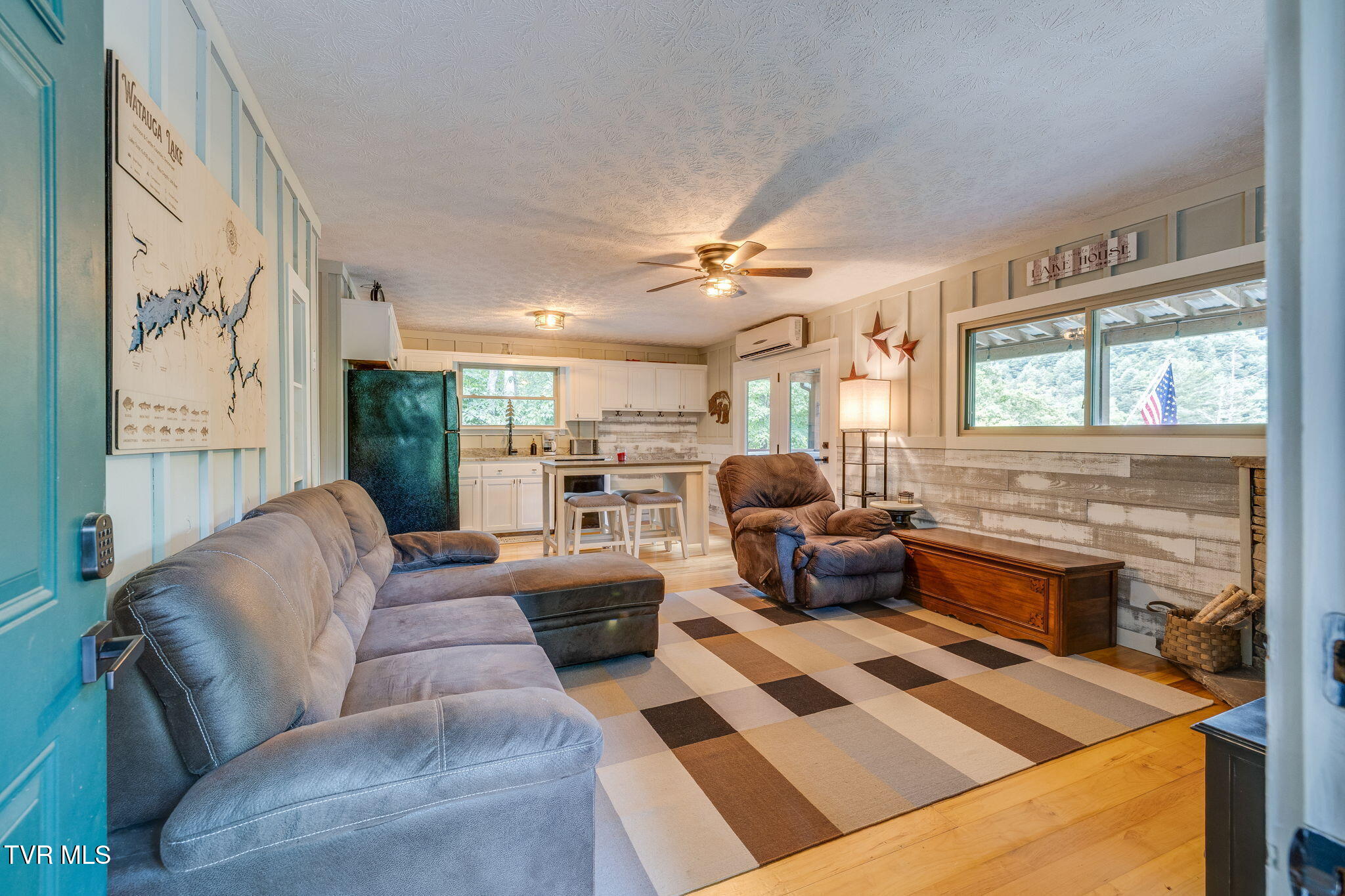 118 Managoff Lane Butler, TN 37640 - Photo 8 of 65 006