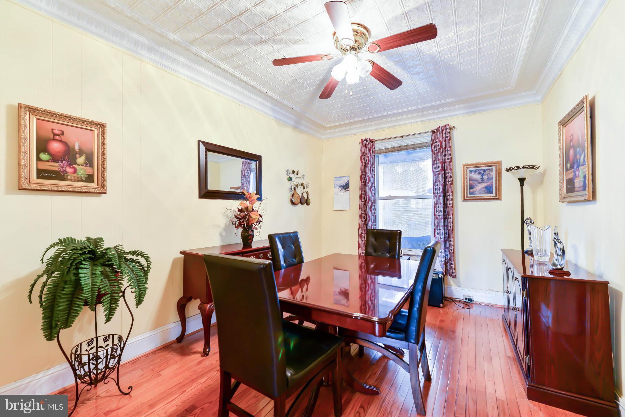 919 L Street Northeast Washington, DC 20002 - Photo 6 of 30 Hardwood floors throughout