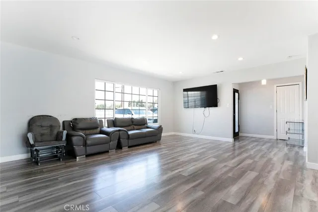 $1,865,000 | 11024 Peoria Street, Sun Valley, CA 91352