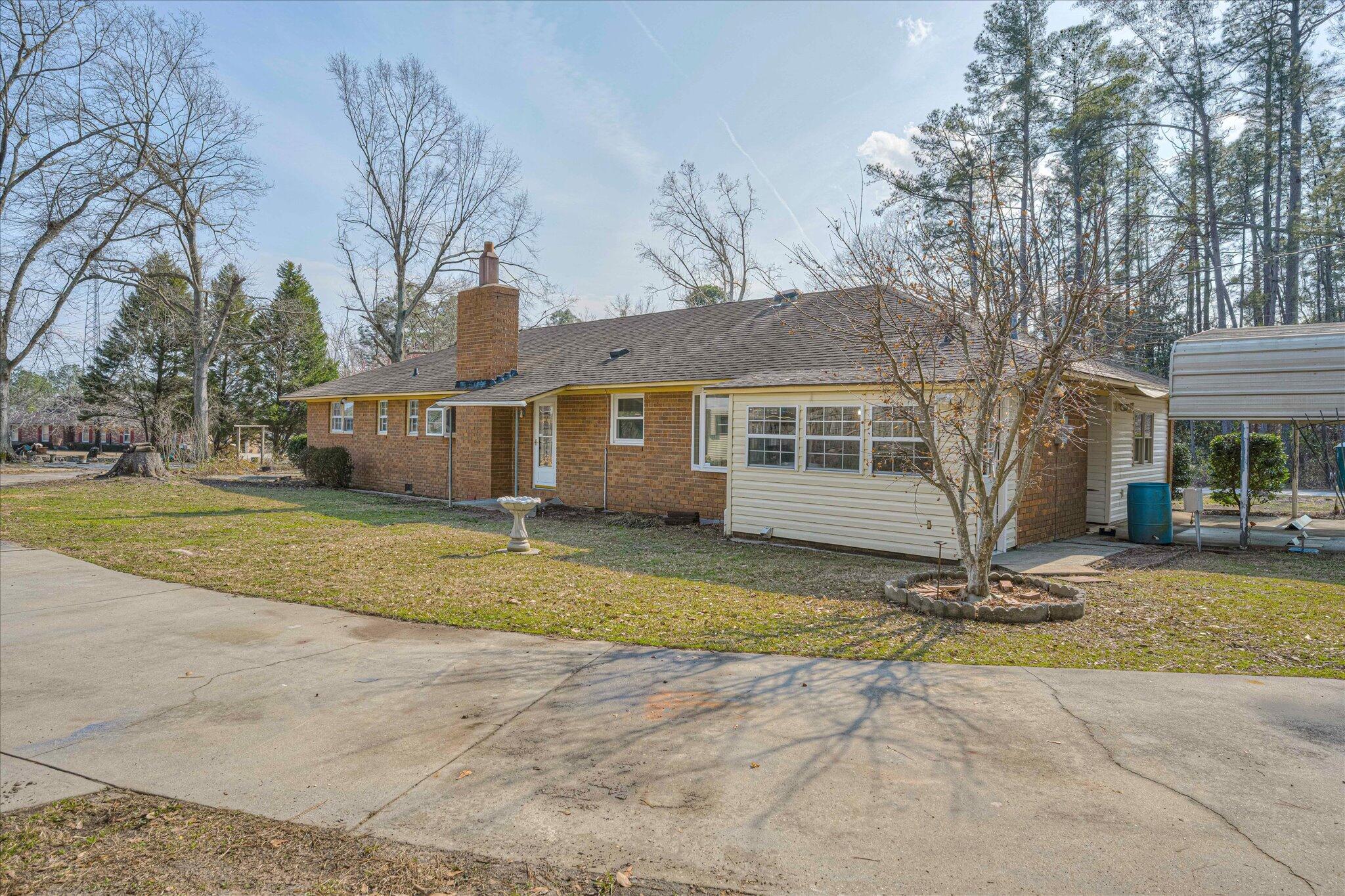116 Ridge Crest Circle Graniteville, SC 29829 - Photo 29 of 35 CIRCULAR DRIVEWAY!