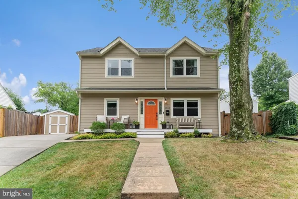 $4,500 | 3003 Elmwood Drive, Alexandria, VA 22303