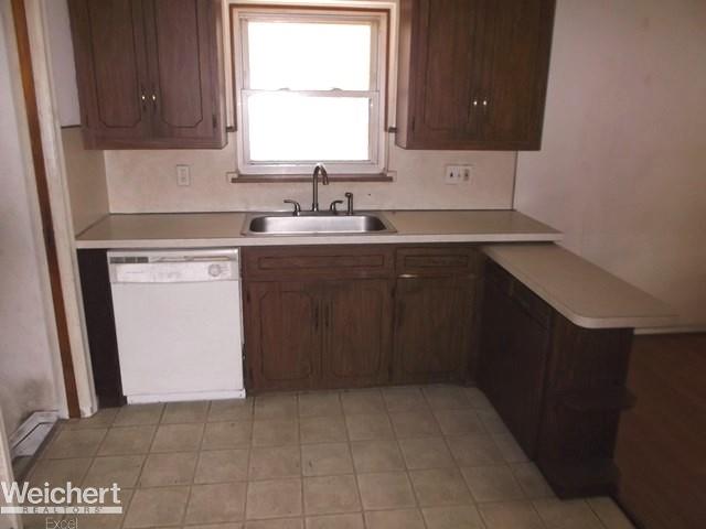8306 State Park Center Line, MI 48015 - Photo 5 of 19