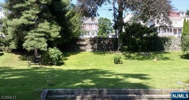 314 Cornelia Street Boonton, NJ 07005 - Photo 2 of 29 a view of backyard with green space