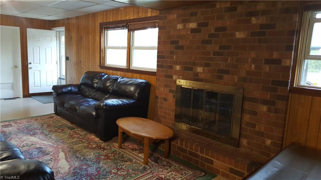 611 West Ray Avenue High Point, NC 27262 - Photo 17 of 18 Gallery Image 17