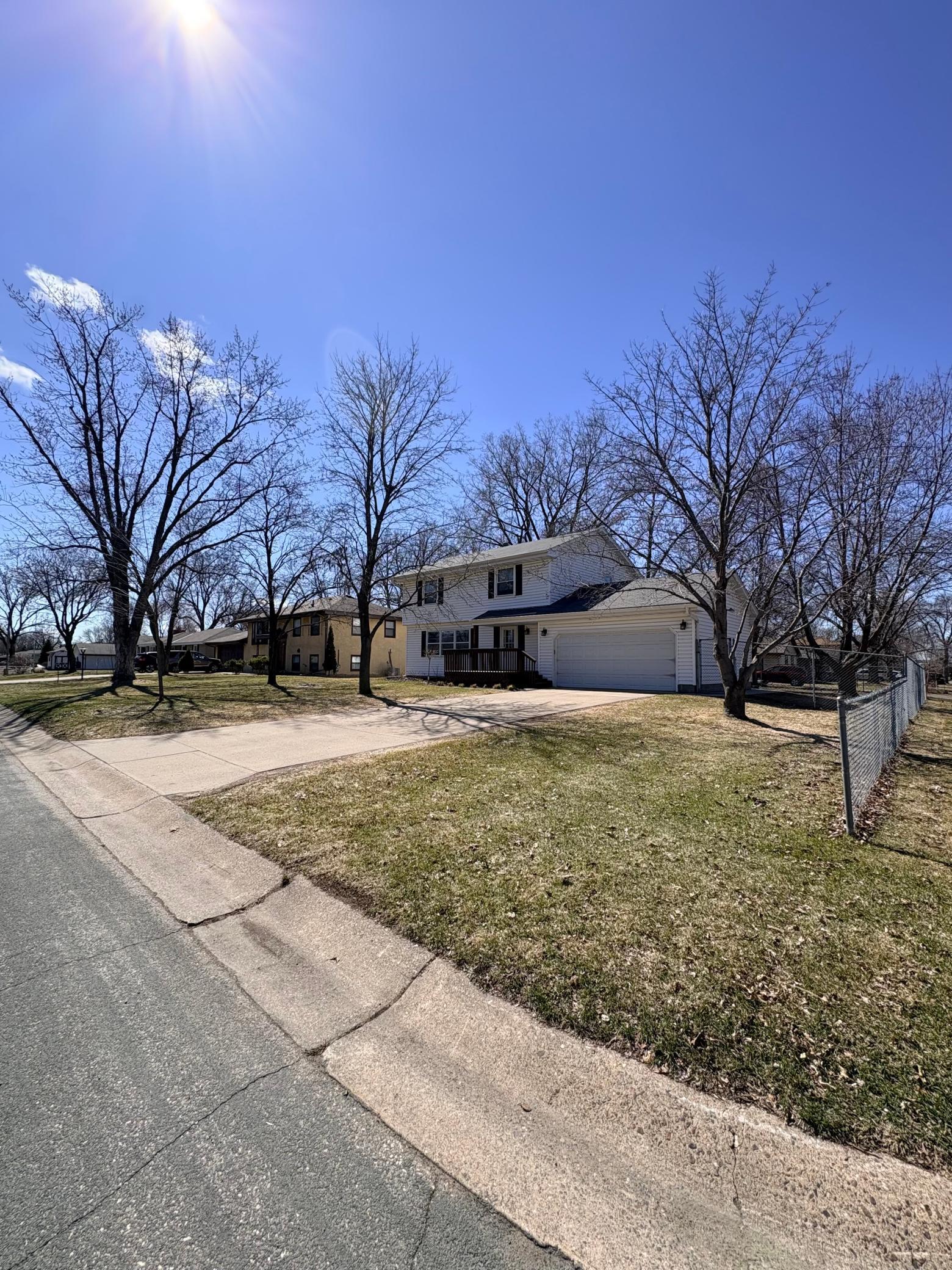 7596 Jackson Street Northeast Fridley, MN 55432 - Photo 4 of 44