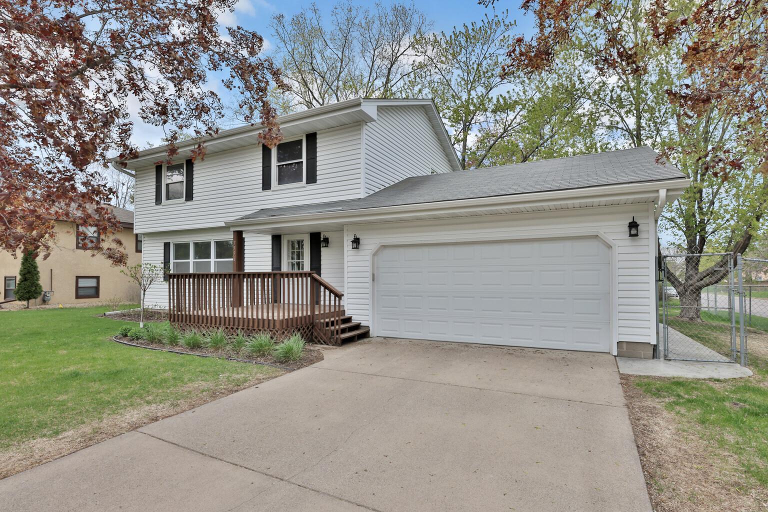 7596 Jackson Street Northeast Fridley, MN 55432 - Photo 6 of 44