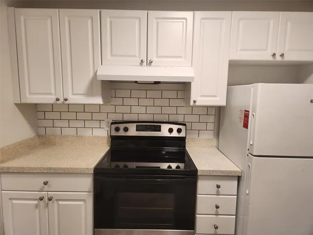 $1,550 | 850 South Tamiami Trail, Unit 401, Sarasota, FL 34236