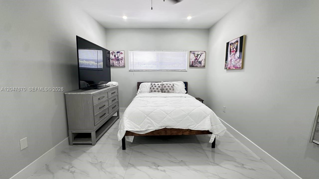 320 Southwest 29th Road, Unit COTTAGE Miami, FL 33129 - Photo 15 of 26