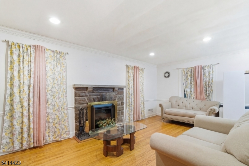 756 West Inman Avenue Rahway, NJ 07065 - Photo 13 of 29