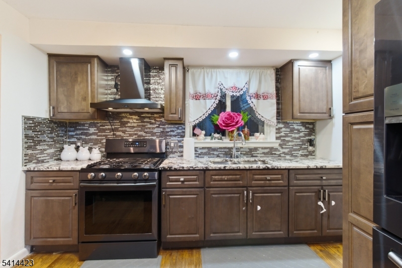 756 West Inman Avenue Rahway, NJ 07065 - Photo 17 of 29