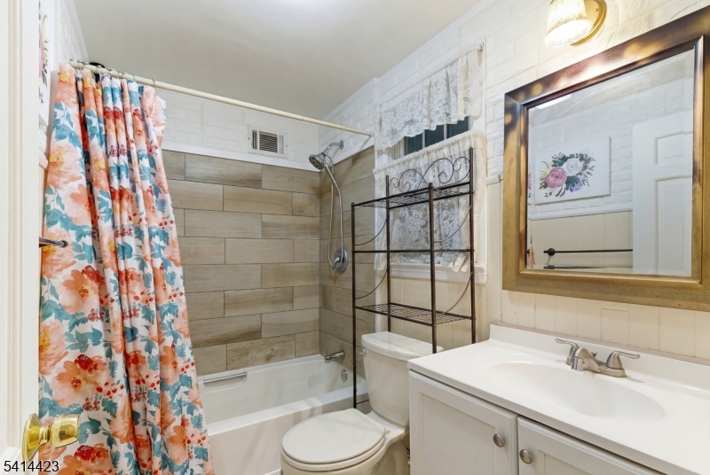 756 West Inman Avenue Rahway, NJ 07065 - Photo 22 of 29