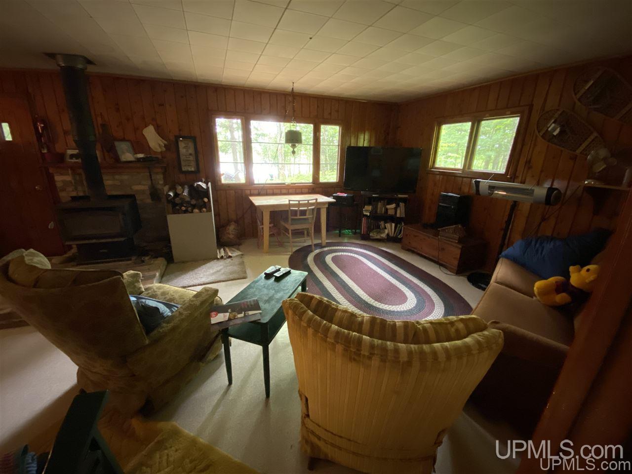10631 Government Road Manistique, MI 49854 - Photo 10 of 33 Gallery Image 10