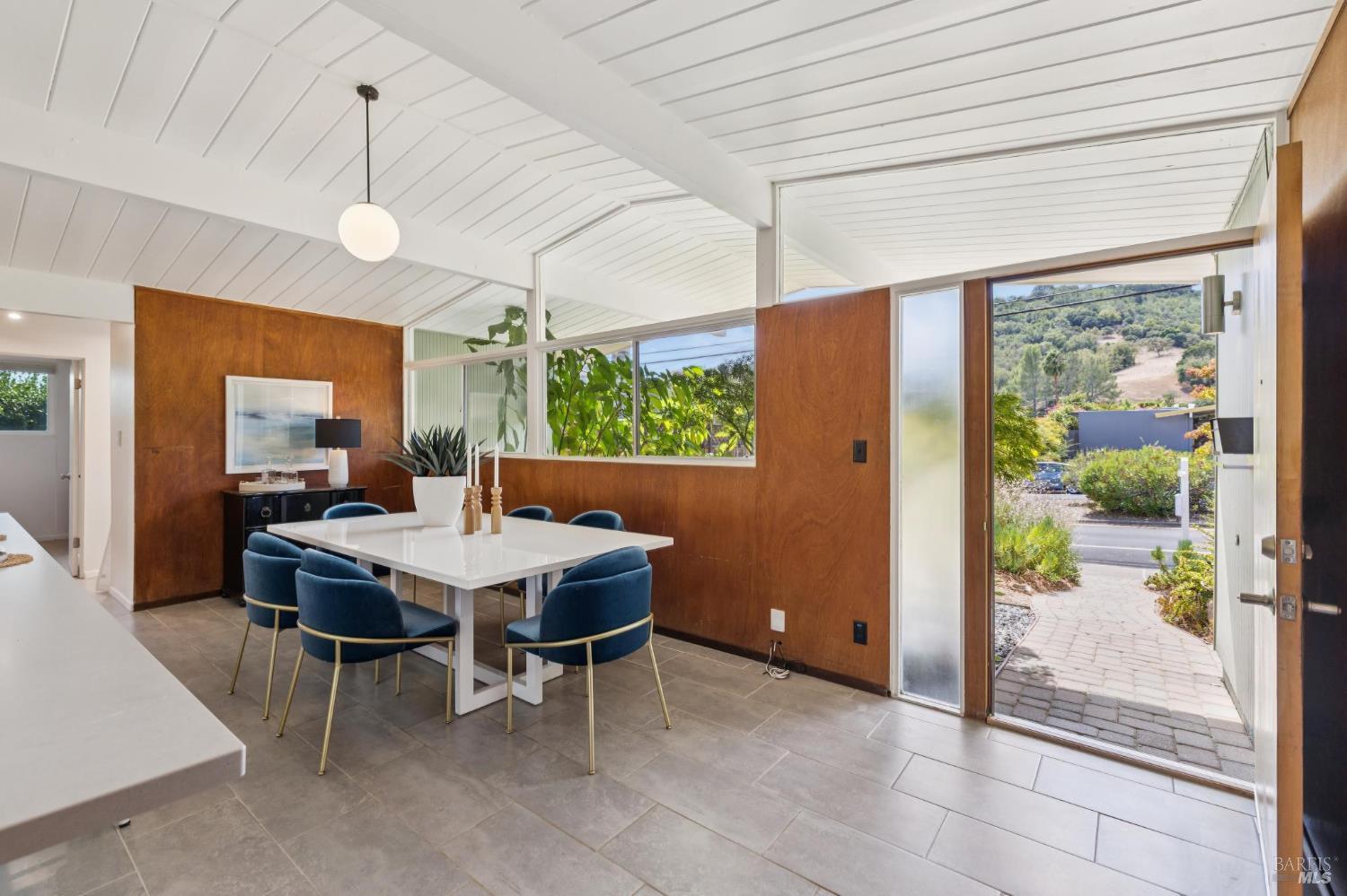 964 Del Ganado Road San Rafael, CA 94903 - Photo 22 of 51 Gallery Image 22