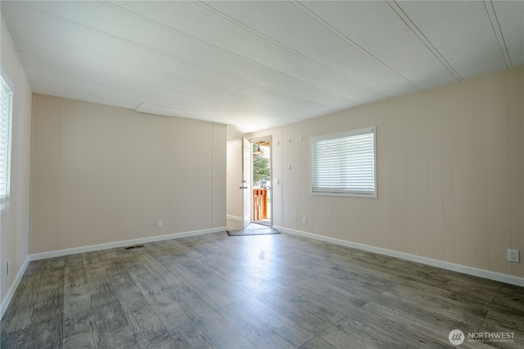 8814 Giles Road, Unit 12 Blaine, WA 98230 - Photo 9 of 17