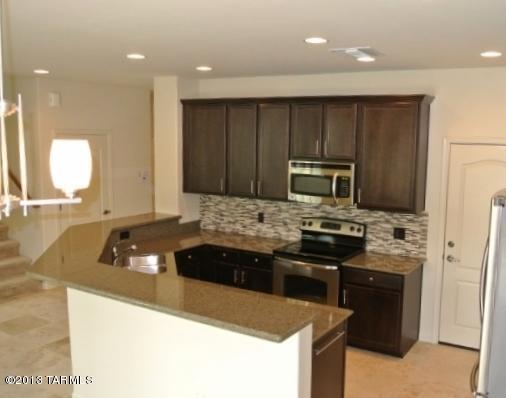 4249 North Golden Ridge Lane Tucson, AZ 85718 - Photo 3 of 17