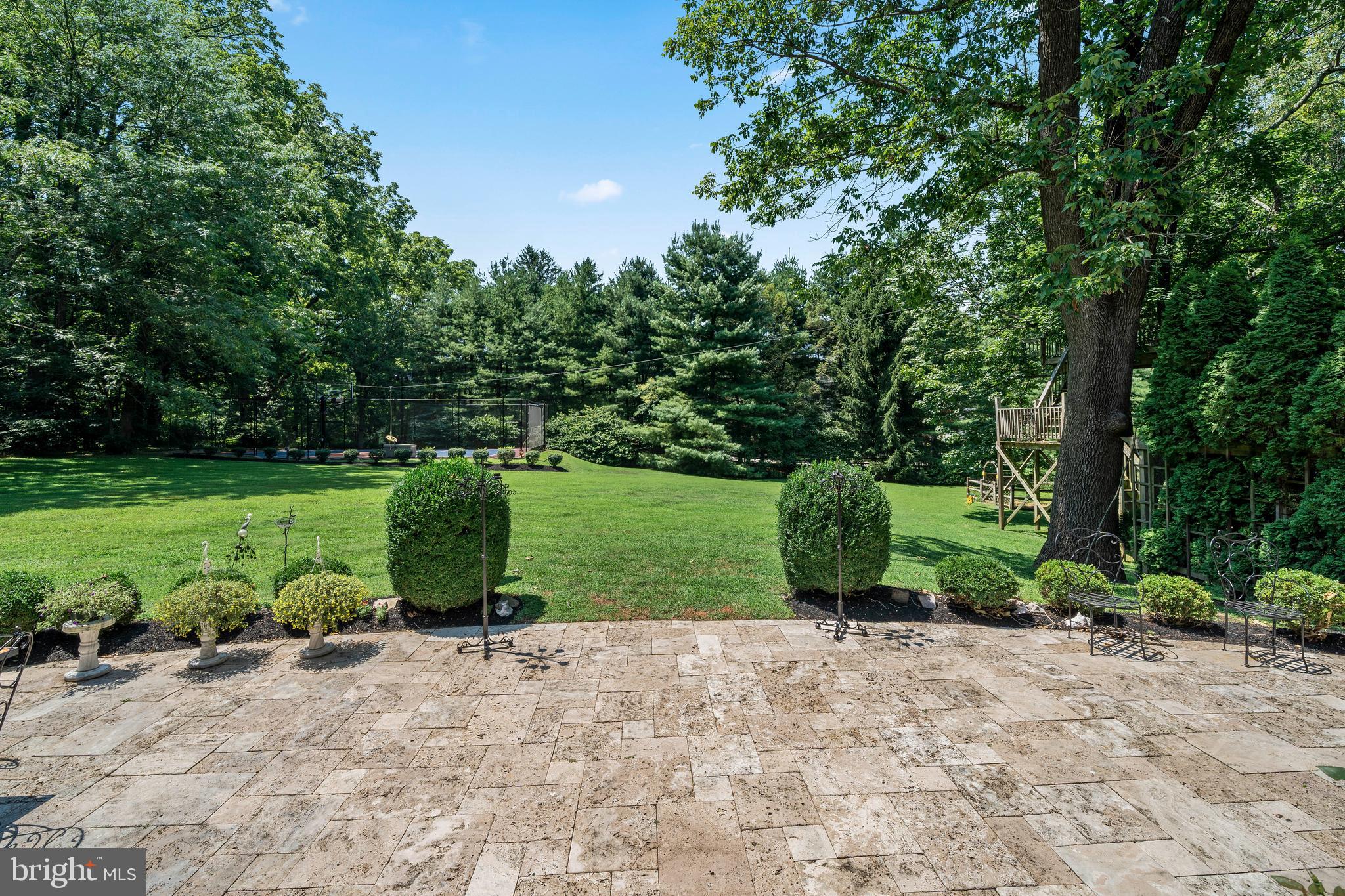 228 Berkley Road Devon, PA 19333 - Photo 8 of 44 LUSH PRIVATE LEVEL YARD