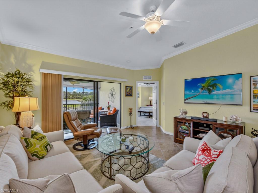 9844 Venezia Circle, Unit 726 Naples, FL 34113 - Photo 7 of 44