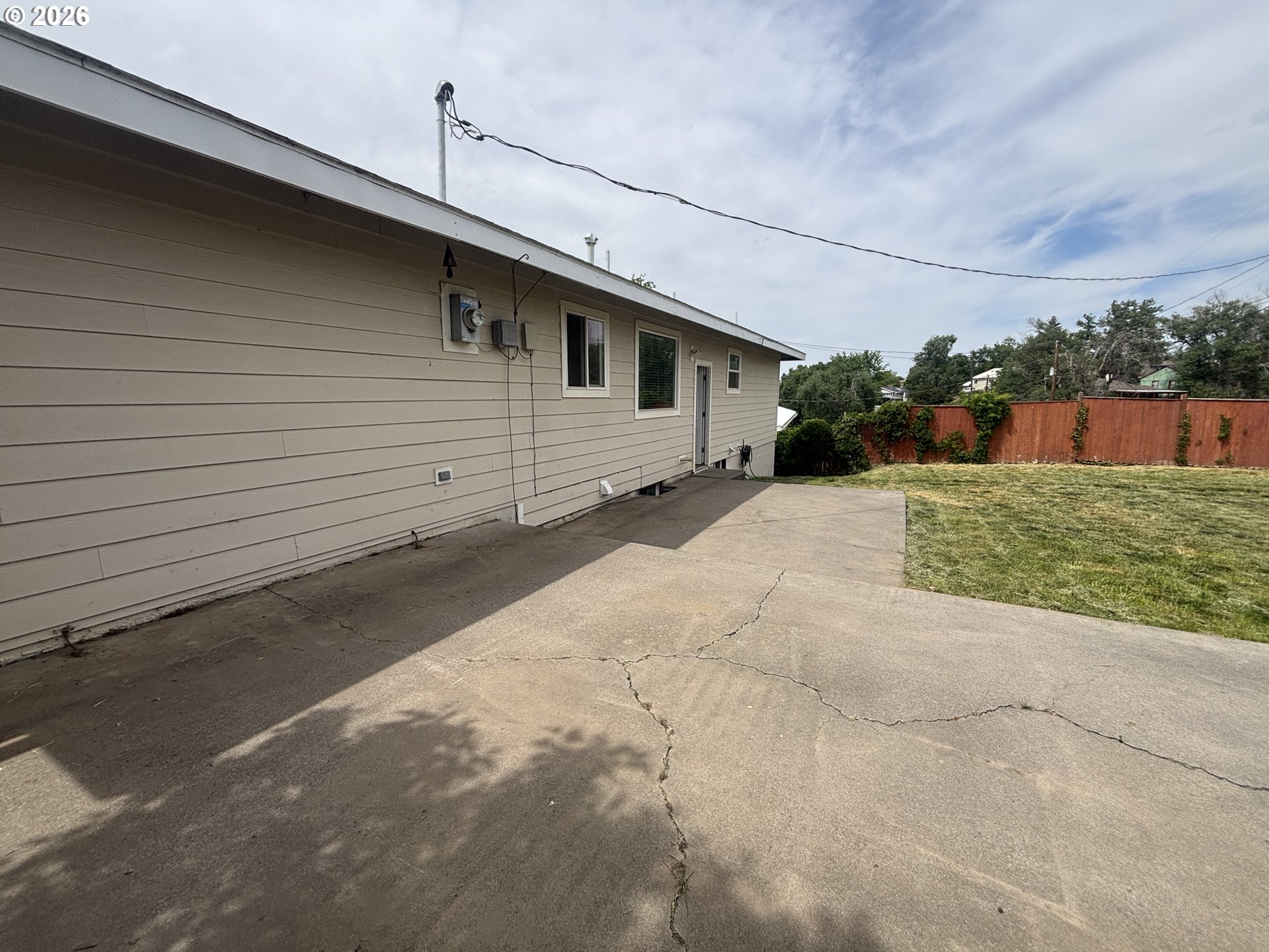 924 Southwest 33rd Street Pendleton, OR 97801 - Photo 27 of 27 a view of a house with a yard