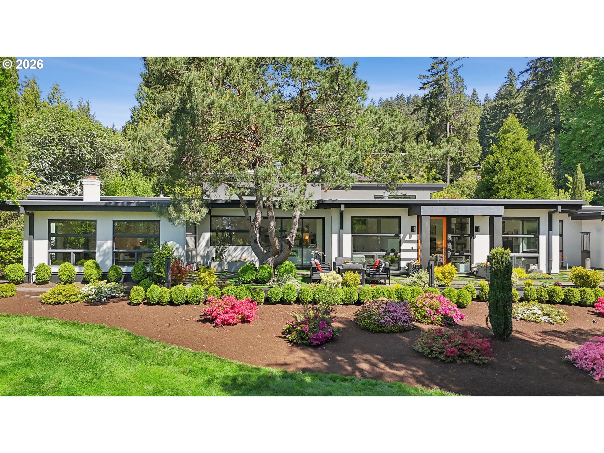 3724 Southwest Shattuck Road Portland, OR 97221 - Photo 1 of 48 Gallery Image 1