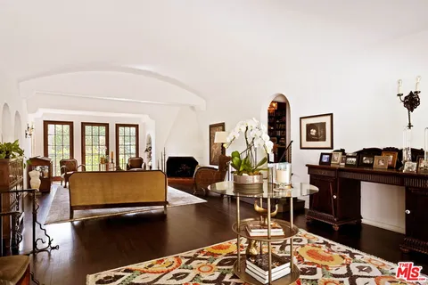 $7,995,000 | 2556 Aberdeen Avenue, Los Angeles, CA 90027
