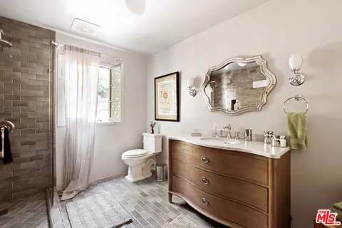 $7,995,000 | 2556 Aberdeen Avenue, Los Angeles, CA 90027