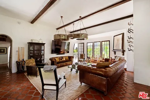 $7,995,000 | 2556 Aberdeen Avenue, Los Angeles, CA 90027
