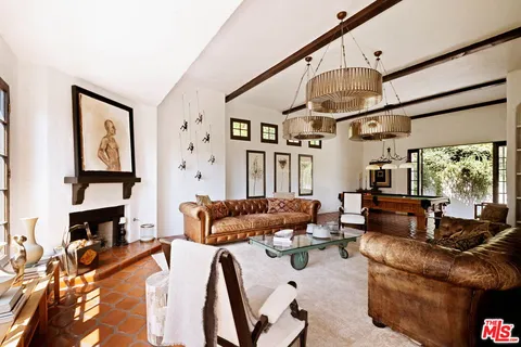 $7,995,000 | 2556 Aberdeen Avenue, Los Angeles, CA 90027