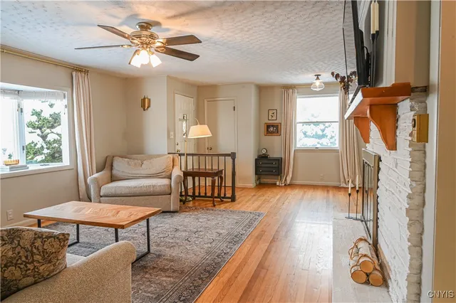 $249,900 | 4170 Wetzel Road, Clay, NY 13090