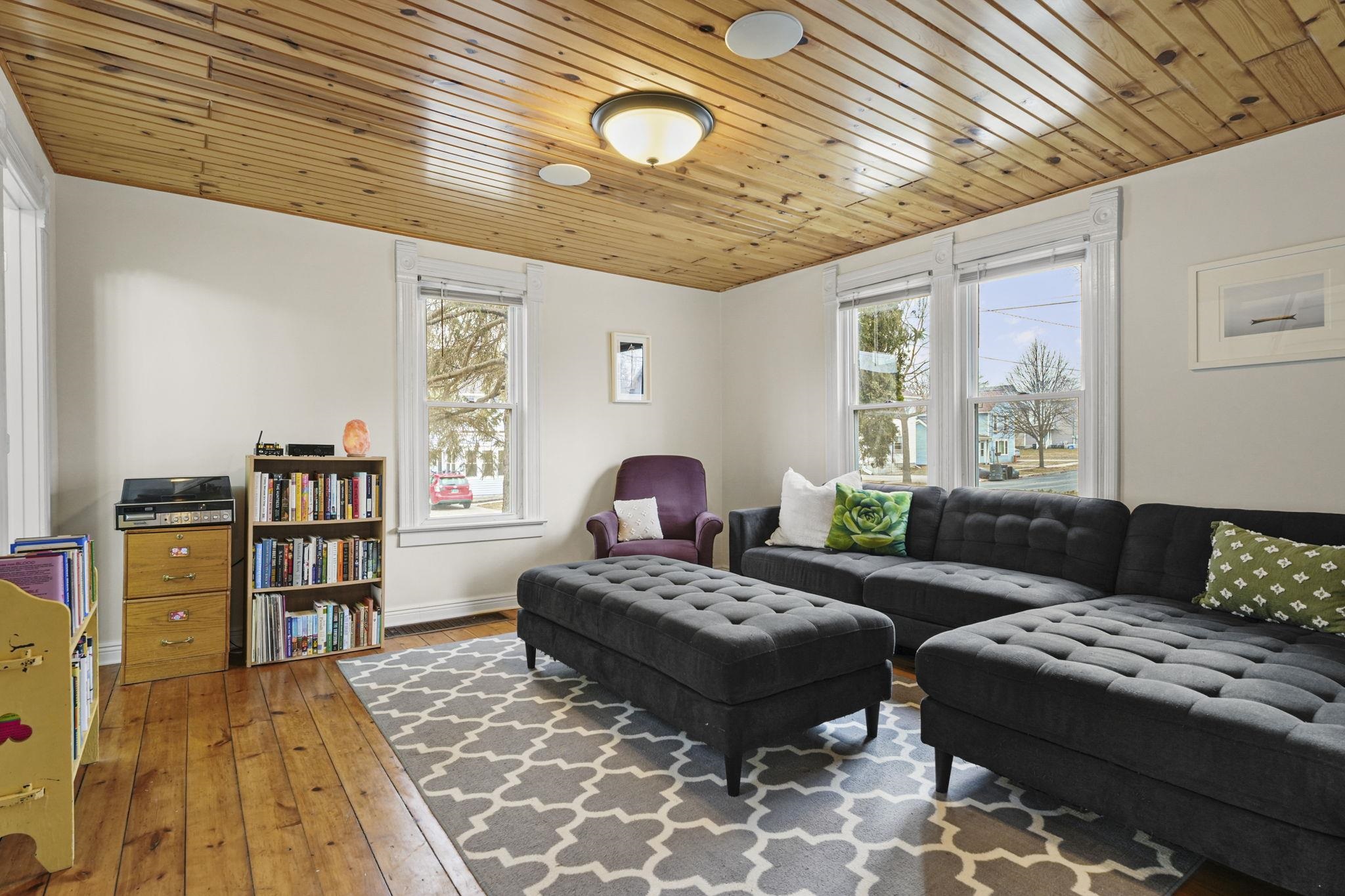 625 South Madison Street Stoughton, WI 53589 - Photo 12 of 39