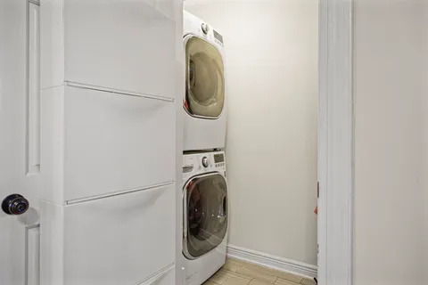 $335,000 | 625 South Madison Street, Stoughton, WI 53589