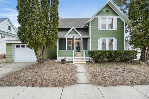 $335,000 | 625 South Madison Street, Stoughton, WI 53589