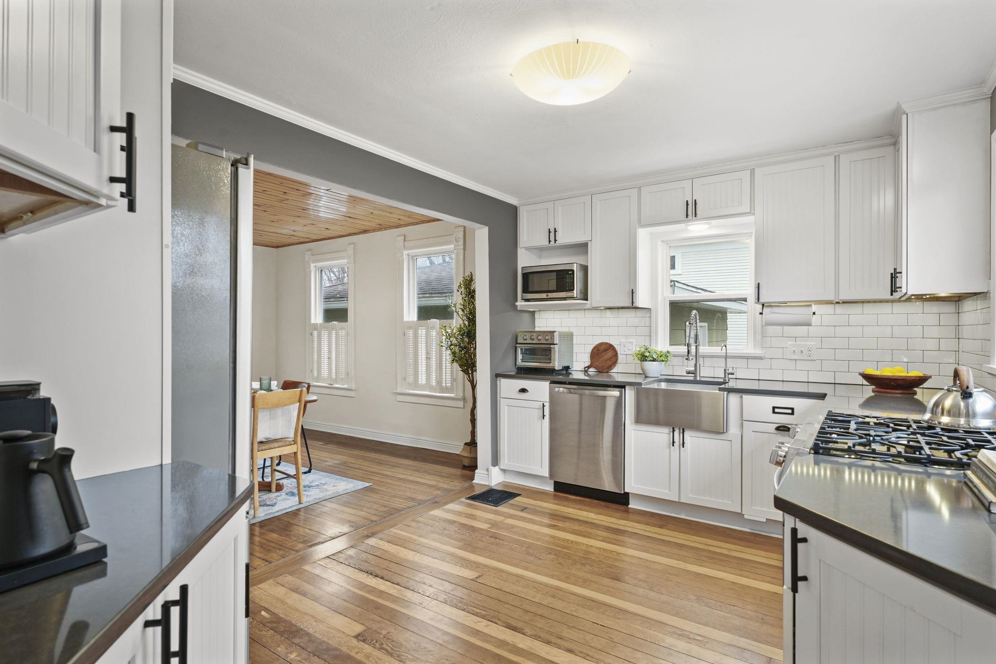 625 South Madison Street Stoughton, WI 53589 - Photo 6 of 40