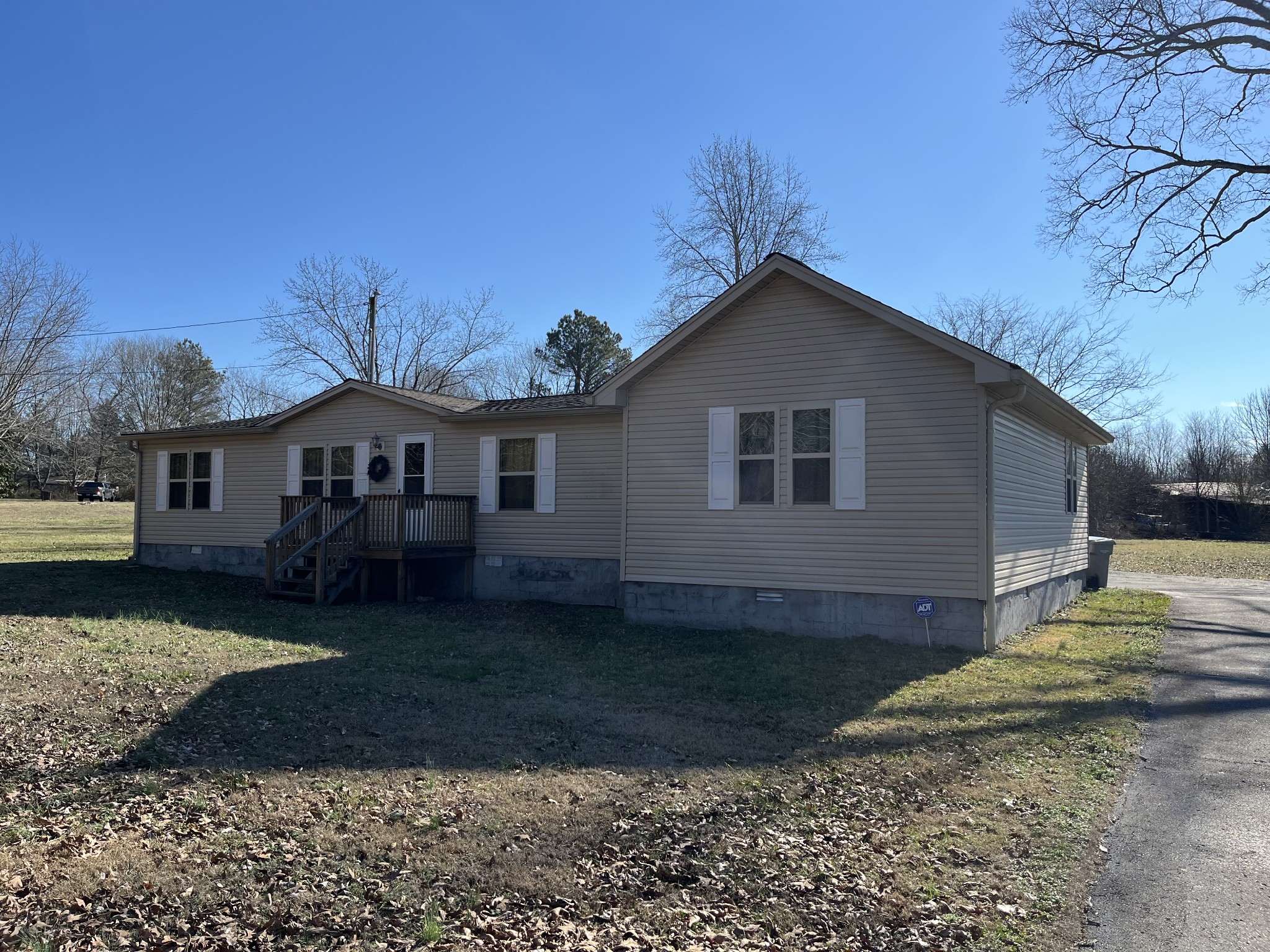 1134 Poplar Ridge Road Chapmansboro, TN 37035 - Photo 2 of 25 Gallery Image 2