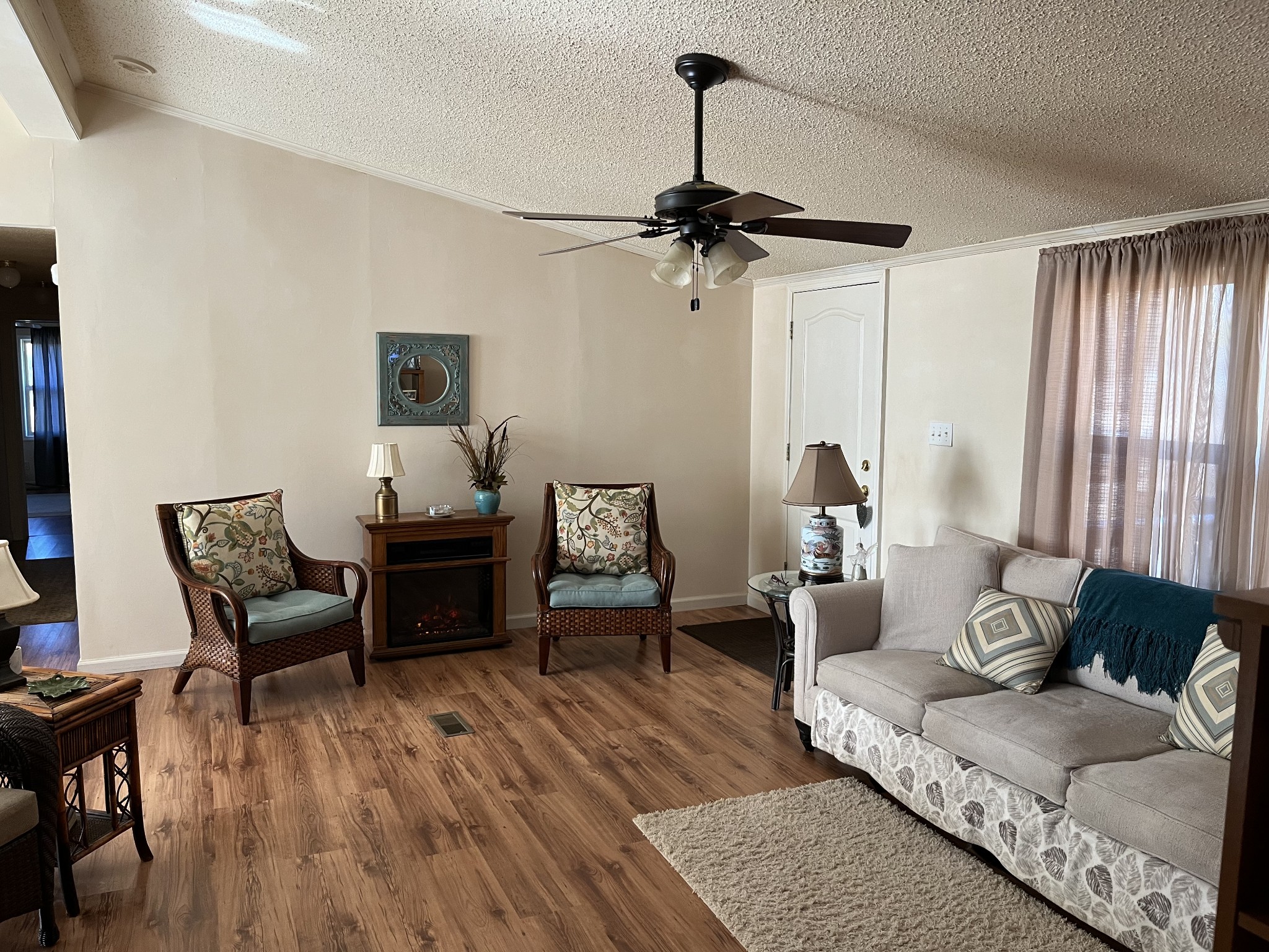 1134 Poplar Ridge Road Chapmansboro, TN 37035 - Photo 4 of 25 Gallery Image 4