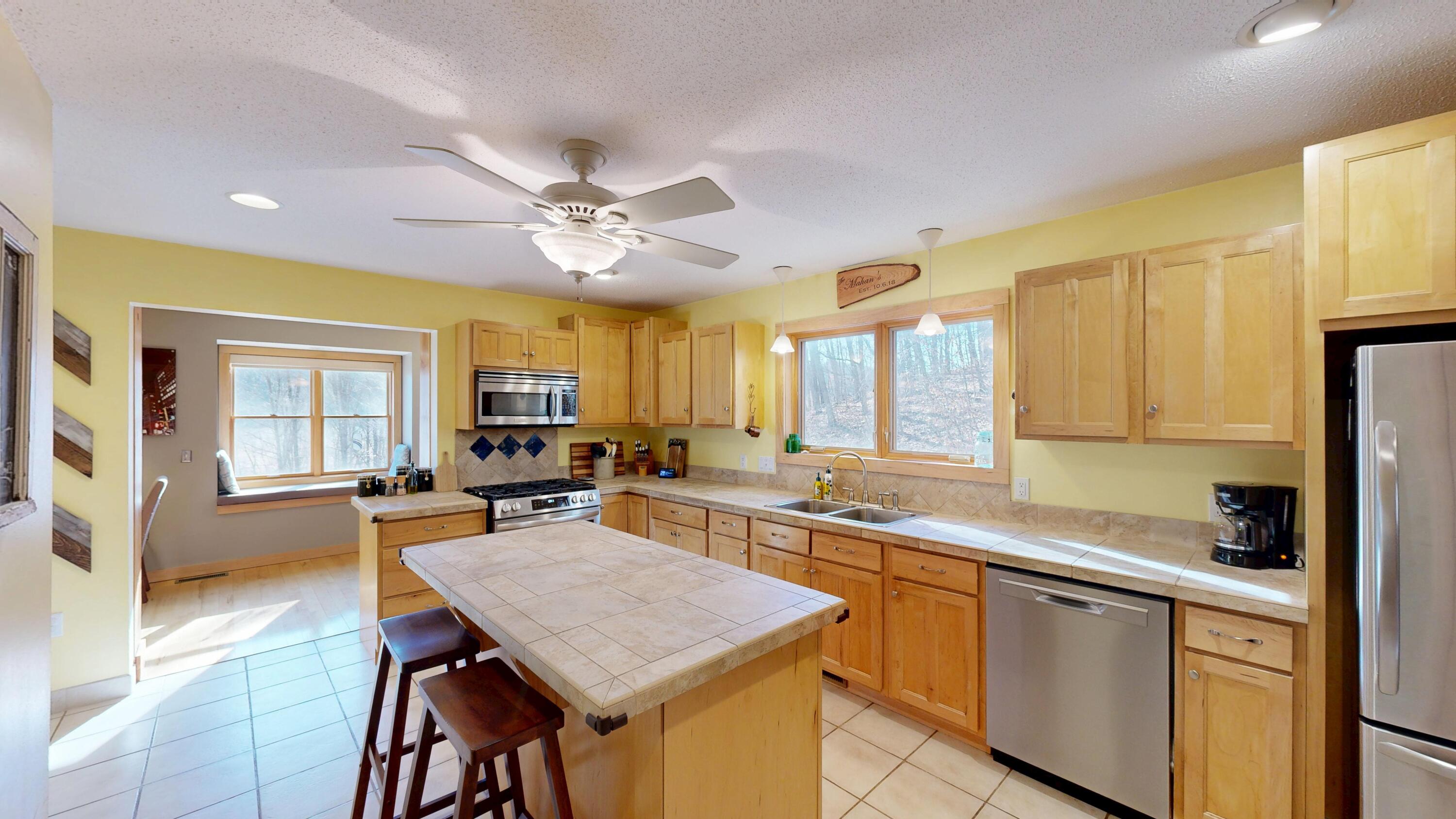 E13332 Highway 82 Stark, WI 54639 - Photo 8 of 71 Kitchen