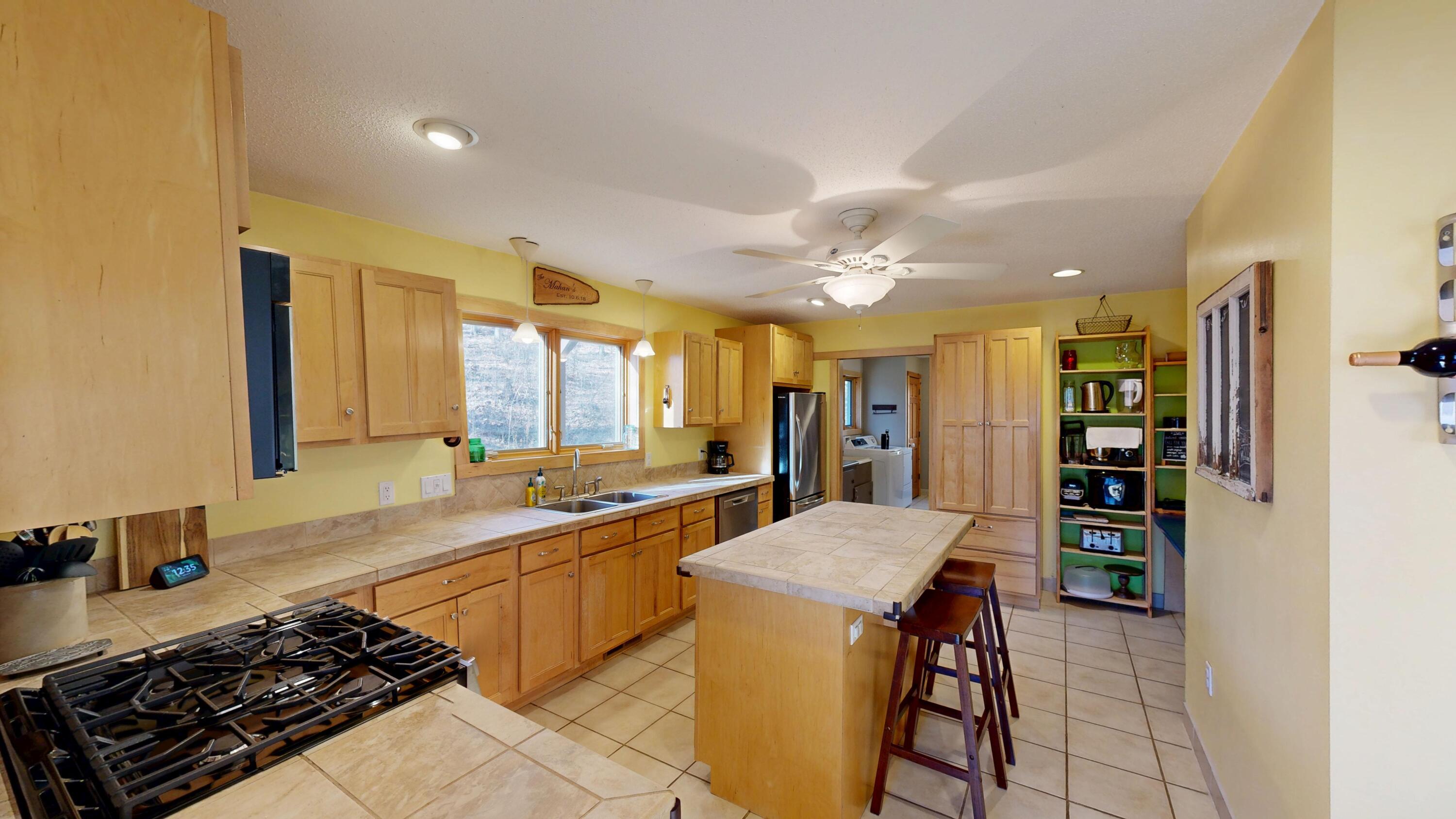 E13332 Highway 82 Stark, WI 54639 - Photo 19 of 71 Kitchen