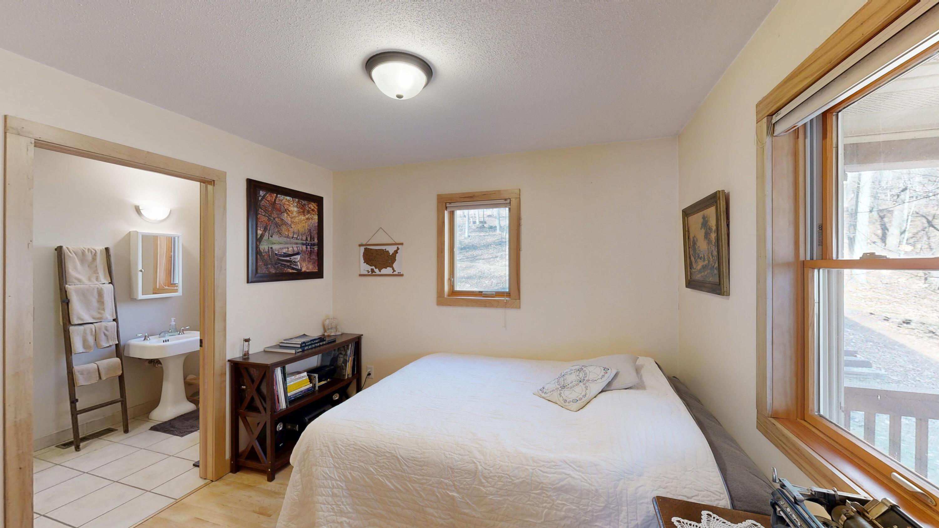 E13332 Highway 82 Stark, WI 54639 - Photo 24 of 71 Bedroom