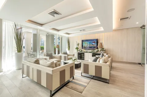 $4,000,000 | 300 Southeast 5th Avenue, #PH-140, Boca Raton, FL 33432