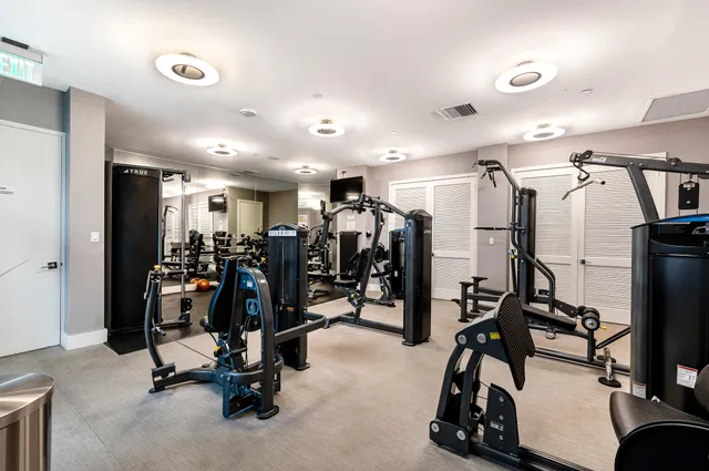 $4,000,000 | 300 Southeast 5th Avenue, #PH-140, Boca Raton, FL 33432