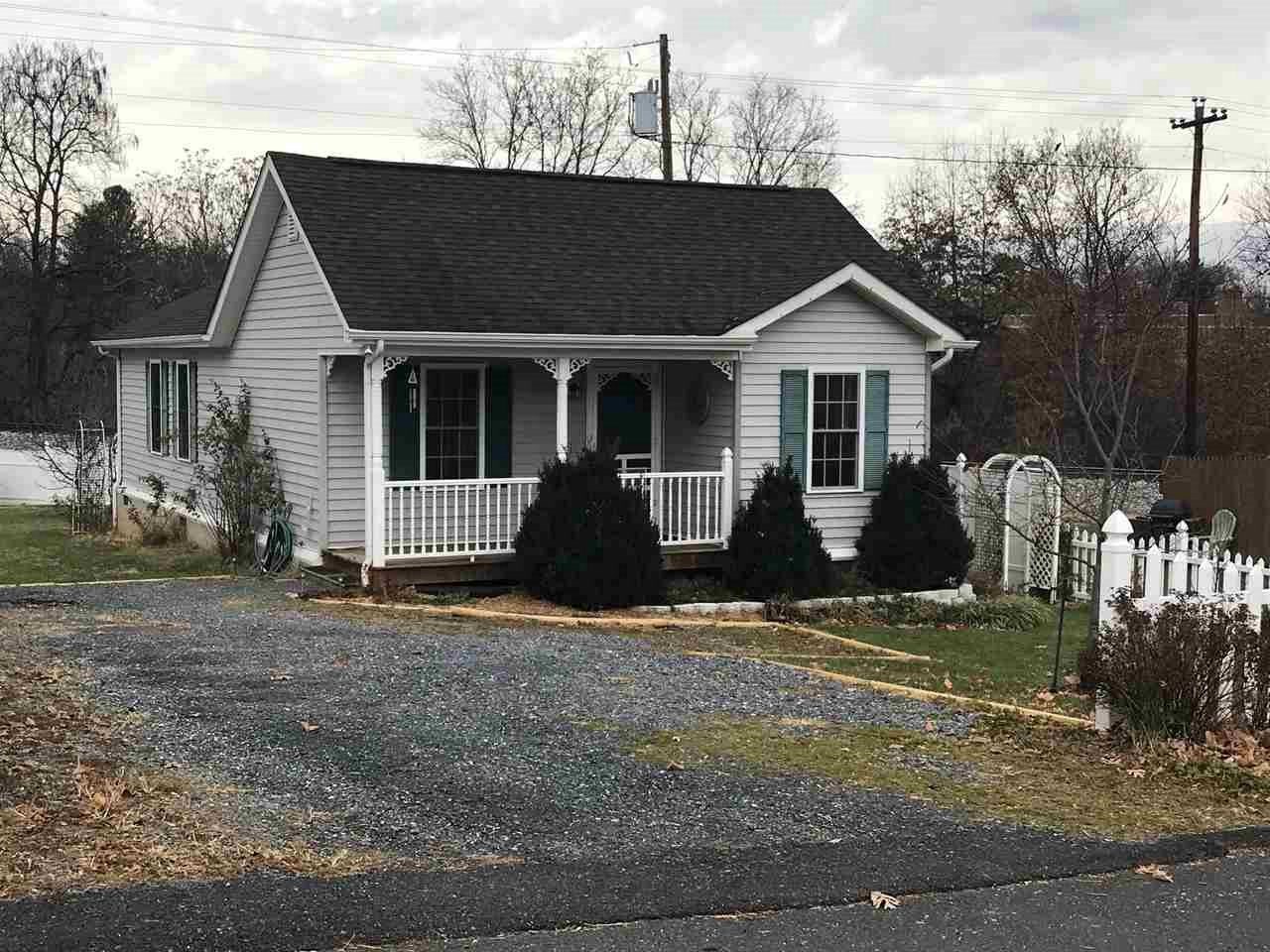 621 Western Road Waynesboro, VA 22980 - Photo 1 of 27 Gallery Image 1