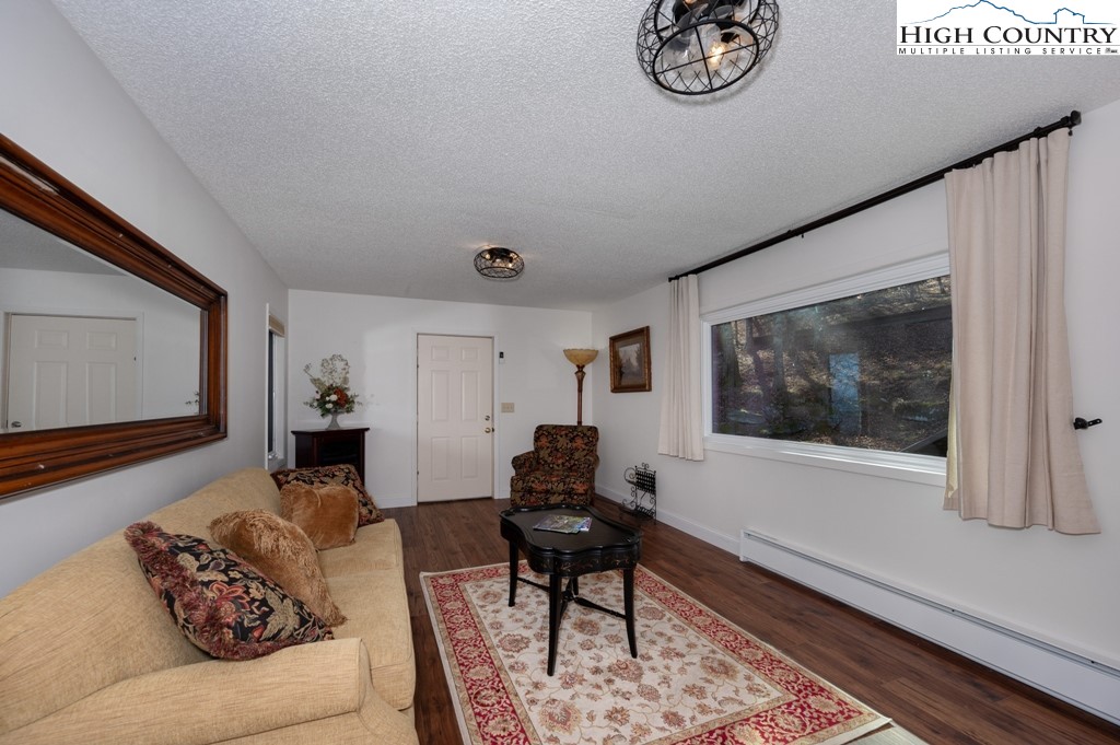 137 Village Road Beech Mountain, NC 28604 - Photo 15 of 30 Gallery Image 15