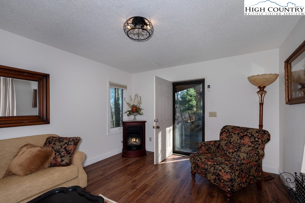137 Village Road Beech Mountain, NC 28604 - Photo 16 of 30 Gallery Image 16