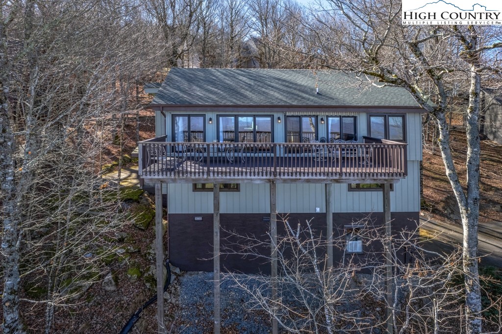 137 Village Road Beech Mountain, NC 28604 - Photo 22 of 30 Gallery Image 22